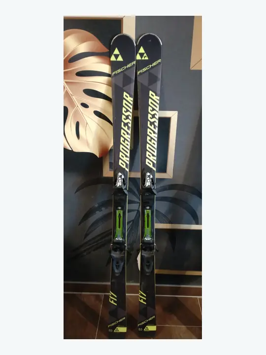 Ski Fischer Progressor F17 in 153 cm