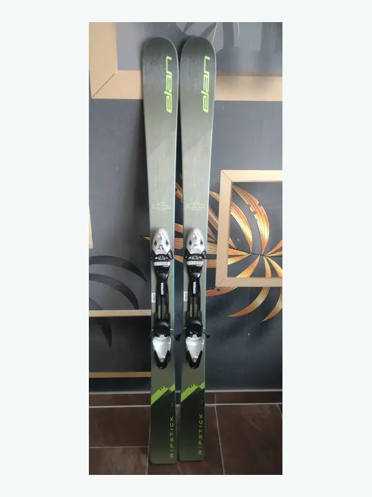Ski Elan All-Mountain in 158 cm
