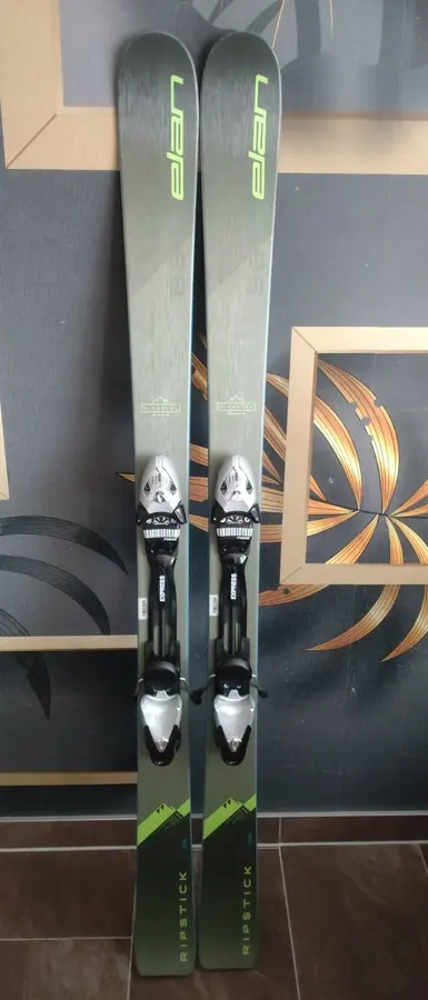 Ski Elan All-Mountain in 158 cm