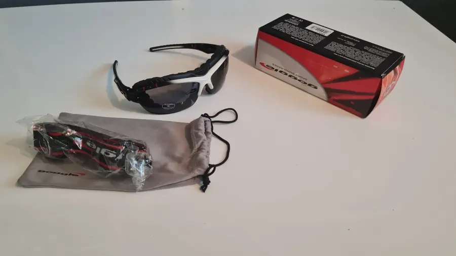 Sportbrille, Multisportbrille mit Windschutz, Bügel-Band System