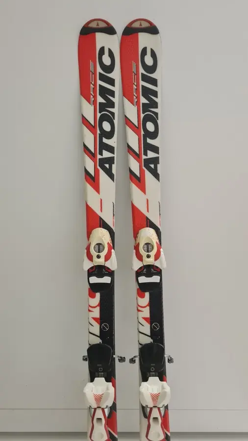 Kinderski Atomic in 120 cm