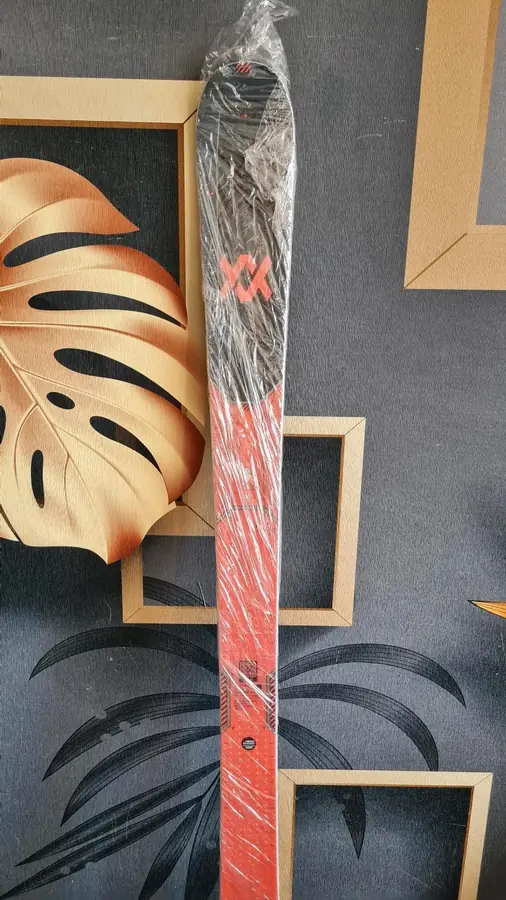 Freerideski Völkl Mantra 88 W in 163 cm
